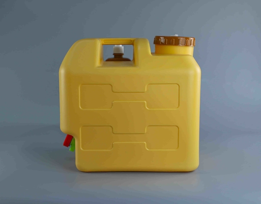 Rectangle HDPE 8 gallons réservoir d'eau extérieur pour le camping de voiture